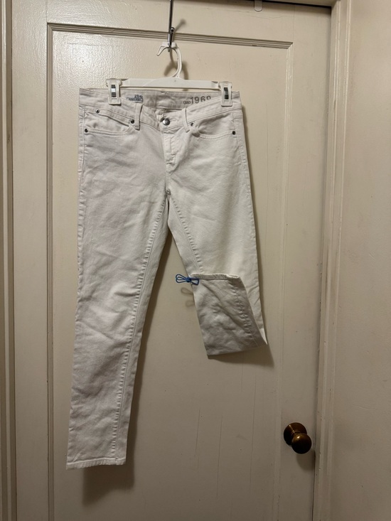 GAP Pants - GAP White Women’s Skinny Jeans
